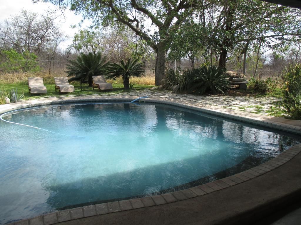 Tingala Lodge - Bed In The Bush Phalaborwa Exterior photo